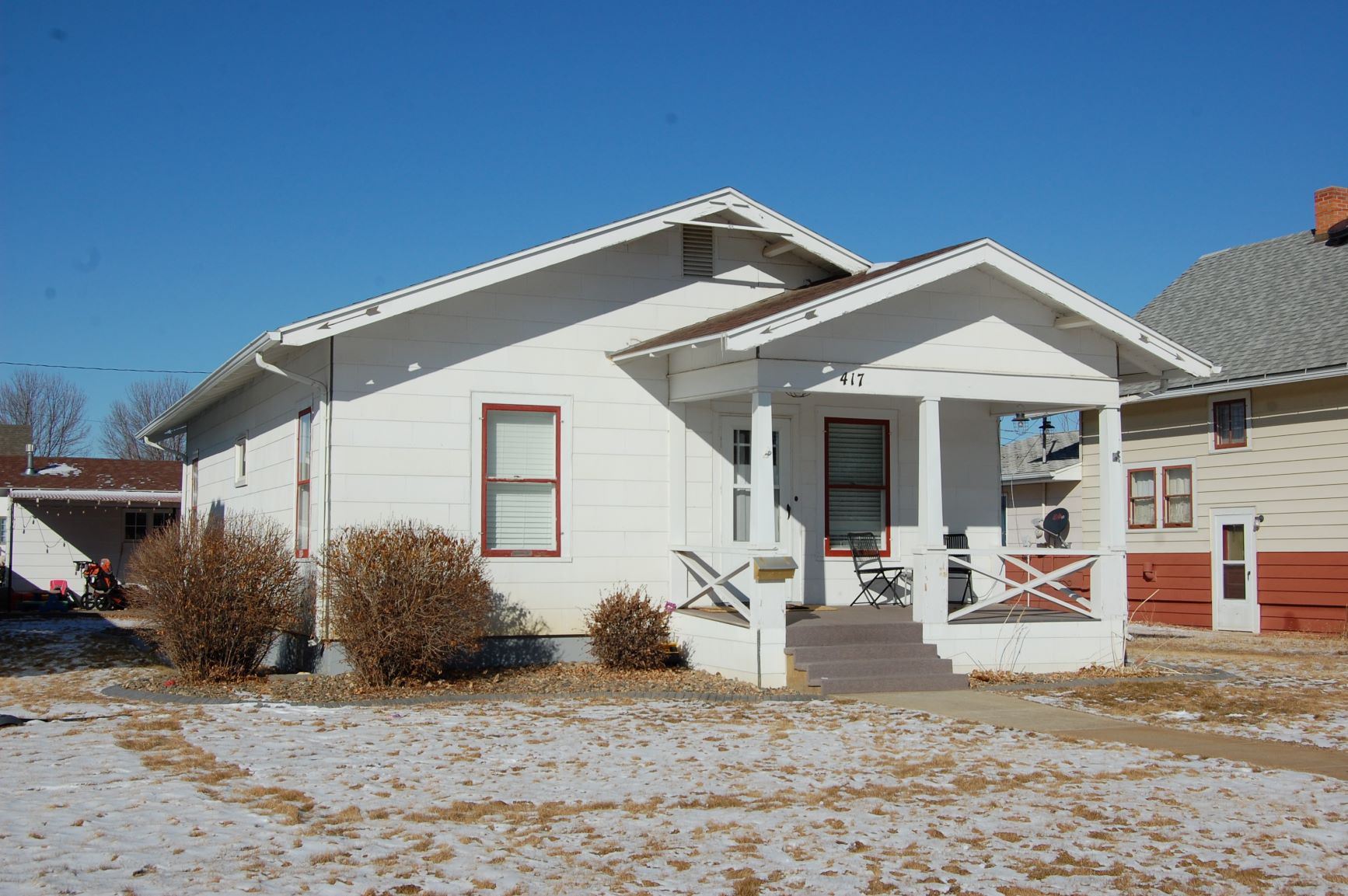 417 3rd Ave SE Adorable Bungalow with Modern Updates Beagle